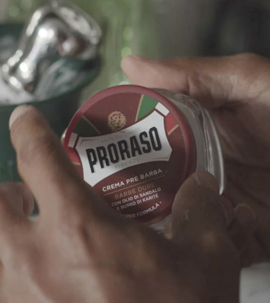 Crème Pré-Rasage Proraso : Barbes Rouges Grosses P122