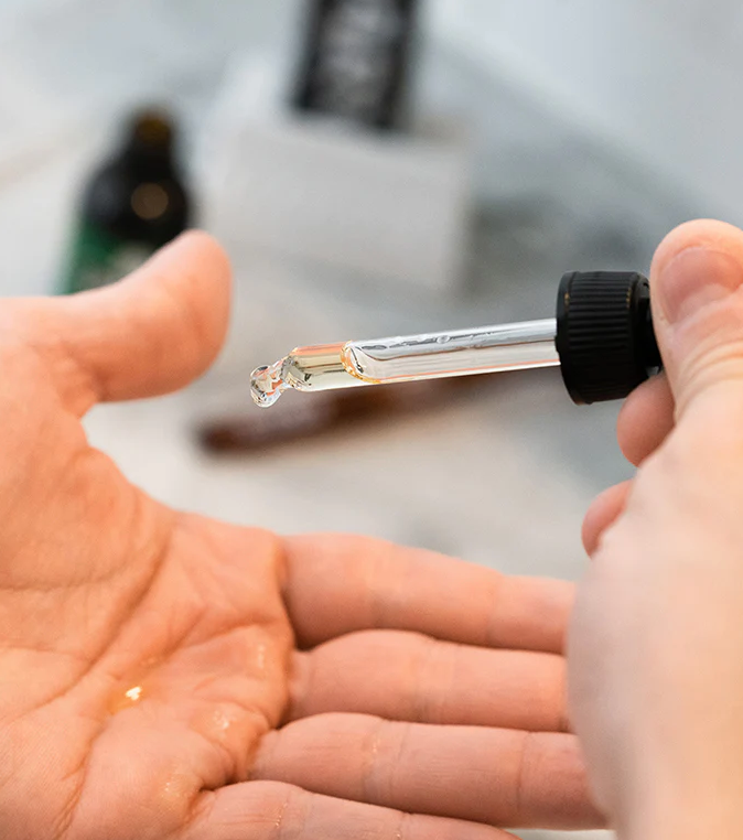 Huile à barbe Proraso : Bois et épices P166