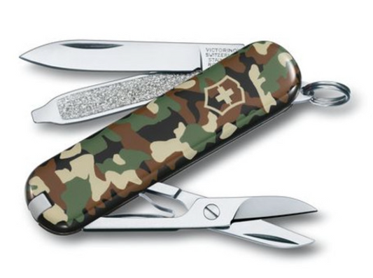 Outil classique de l'armée suisse camouflage 0.6223.94