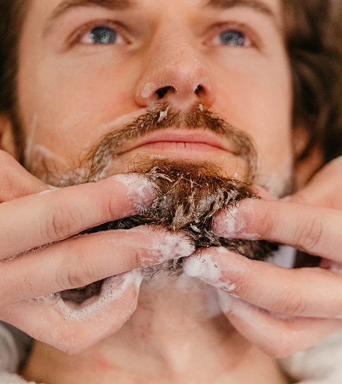 Nettoyant à barbe Proraso : Bois et épices P750