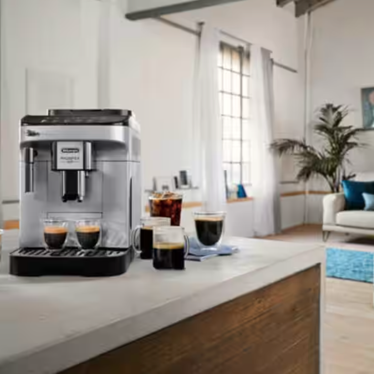 Machine à expresso Delonghi Magnifica Evo ECAM29043SB