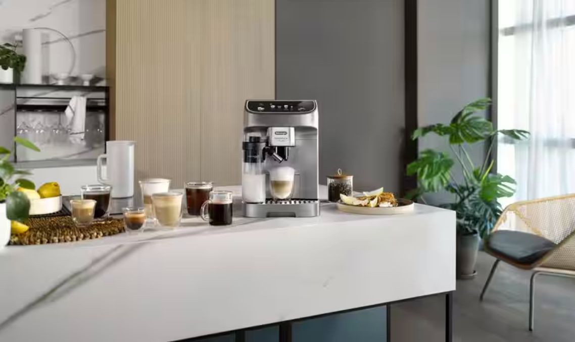 Machine à expresso automatique Delonghi Magnifica Plus ECAM32070SB